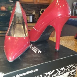 Ladies Red size 11M high heel